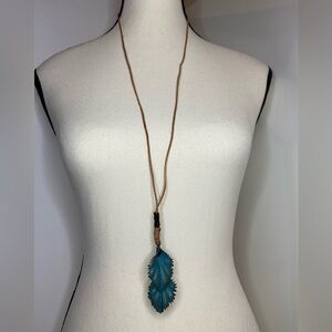 2 for 30$ Women’s long necklace with 2 metals‎ pendants turquoises leaves shaped